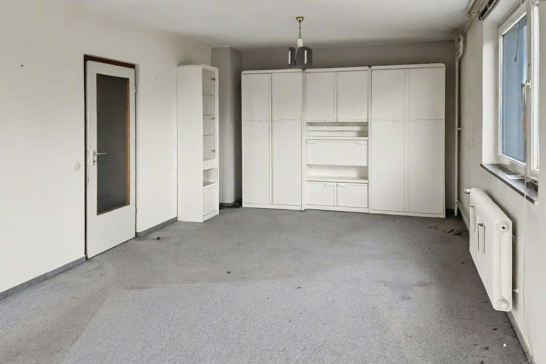 1,5 Zimmer Etagenwohnung im 2. Stock mit Loggia und Blick ins Grüne: Top Kapitalanlage, Lübeck – Bild 3
