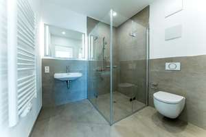 Sonnengeküßte 2-Zimmer-Wohnung im 3. OG mit großem Süd-Balkon und Süd-West-Ausrichtung – Die vollständige Adresse der Immobilie erhältst du vom Anbieter., 81677 Parkstadt, München – Vorschaubild 12
