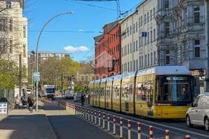 Bezugsfreie Altbauwohnung mit Dielenboden in Top-Lage – Die vollständige Adresse der Immobilie erhältst du vom Anbieter., 10115 Mitte (Ortsteil), Berlin – Vorschaubild 6