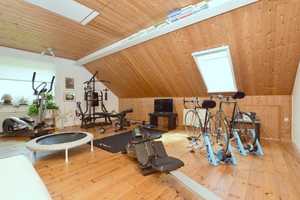 Schönes, großes Ein- bis Zweifamilienhaus mit Keller + Garage. – Gifhorn (Kreis) – Vorschaubild 18
