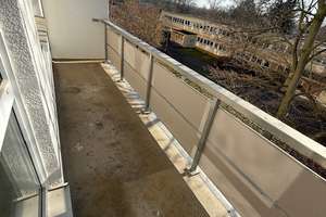 Smarter Wohnen in Ihrer neuen 2-Zimmer-Wohnung mit Balkon - Kautionsfrei! – Stolberger Str. 3, 6124 Westliche Neustadt, Halle (Saale) – Vorschaubild 1