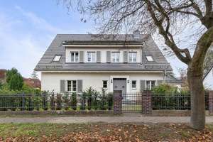 Wunderschönes, saniertes Einfamilienhaus 
in ruhiger und idyllischer Dahlem-Lage – Die vollständige Adresse der Immobilie erhältst du vom Anbieter., 14195 Dahlem, Berlin – Vorschaubild 13