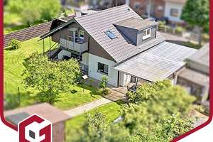 NEUER PREIS! Charmantes Zweifamilienhaus mit vielen Möglichkeiten in Pützchen