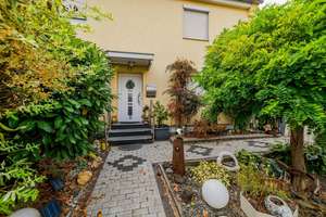 Frankfurt - Frankfurter Berg: Reihenendhaus in ruhiger Lage mit Potential zur Erweiterung – 60433 Frankfurter Berg, Frankfurt am Main – Vorschaubild 2