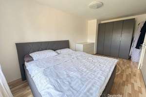 Ruhig gelegene Dreizimmerwohnung mit Balkon und Tiefgaragenstellplatz in München-Am Hart – 80937 Am Hart, München – Vorschaubild 5
