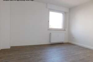 Einziehen und Wohlfühlen - renovierte 4-Zimmer-Wohnung im 1. OG mit Balkon... – Breitenbachstr. 49, 47809 Oppum, Krefeld – Vorschaubild 5