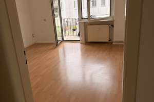 Geräumige und gepflegte 1-Zimmer-Wohnung mit Balkon in Düsseldorf – Düsselstraße 12, 40219 Unterbilk, Düsseldorf – Vorschaubild 2