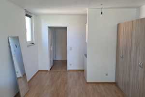 Ruhige 1-Zimmer-Wohnung mit Balkon und EBK in München Feldmoching – Lerchenauer Str. 219, 80935 München – Vorschaubild 6
