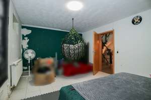 Solide Immobilie mit Garage, Garten und vielseitiger Nutzfläche – Die vollständige Adresse der Immobilie erhältst du vom Anbieter., 41515 Grevenbroich – Vorschaubild 13