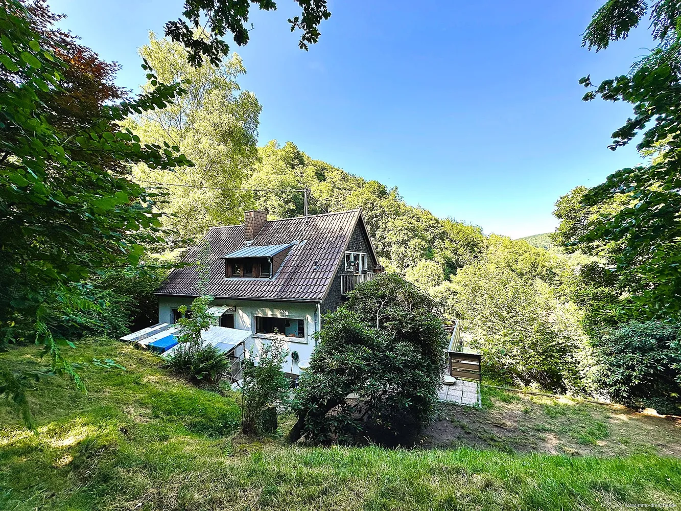 Ein verwunschenes Haus im Grünen, Stadtverband Saarbrücken Kreis – Bild 1