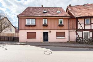 Großes Mehrgenerationenhaus mit vielseitigen Nutzungsmöglichkeiten in Katlenburg-Lindau – Die vollständige Adresse der Immobilie erhältst du vom Anbieter., 37191 Katlenburg-Lindau – Vorschaubild 2