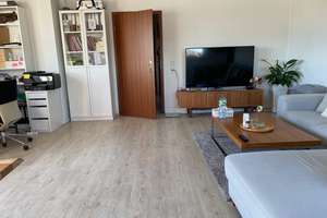 Helle, grosszügige Zwei-Zimmerwohnung mit Einbauküche – Bochumer Str. 8, 51145 Eil, Köln – Vorschaubild 2