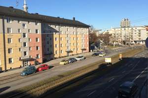 Schwabing, helle renovierte 58 m² Wohnung, 2 Balkone, provisionsfrei, Nähe Olympiapark/Luitpoldpark – Schleißheimer Straße 224, 80797 Am Luitpoldpark, München – Vorschaubild 2