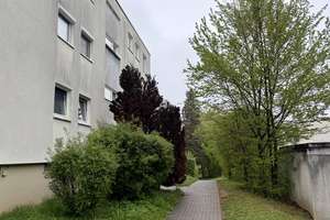 Großzügige 5-Zimmer-Wohnung mit Balkon – flexibel nutzbar, auch zur Eigennutzung geeignet – Die vollständige Adresse der Immobilie erhältst du vom Anbieter., 70437 Freiberg, Stuttgart – Vorschaubild 3