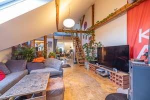 Altbauflair trifft Bestlage- 4-Zimmer-Dachgeschosswohnung am Werderplatz – Die vollständige Adresse der Immobilie erhältst du vom Anbieter., 76137 Südstadt, Karlsruhe – Vorschaubild 3