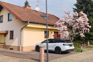 Einfamilienhaus mit 5 Zimmern in Lachen-Speyerdorf,                   Einliegerwohnung im DG möglich – Die vollständige Adresse der Immobilie erhältst du vom Anbieter., 67435 Lachen-Speyerdorf, Neustadt an der Weinstraße – Vorschaubild 1