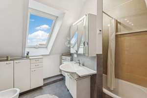 Stilvolle Maisonettewohnung mit Dachterrasse in beliebter Nordstadt-Lage – 30167 Nordstadt, Hannover – Vorschaubild 8