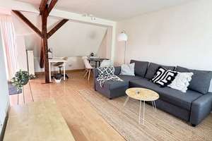 Attraktive Dachgeschosswohnung in energetisch modernisiertem Wohnhaus