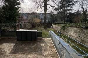 Exklusives möbliertes Apartment im Hofgartenviertel – Terrasse & 100m² Garten zur alleinigen Nutzung – Gartenstraße 43, 40479 Pempelfort, Düsseldorf – Vorschaubild 1