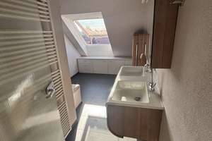 Viel Freiraum in großzügiger 4-Zimmer-Loftwohnung in Plieningen – Lupinenstraße 17 A, 70599 Plieningen (Ortsteil), Stuttgart – Vorschaubild 12