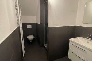 Nordstadt, schöne Neu renovierte und gut aufgeteilte 3-Zimmer-Wohnung, im DG – Salierstraße 34, 75177 Nordstadt, Pforzheim – Vorschaubild 11