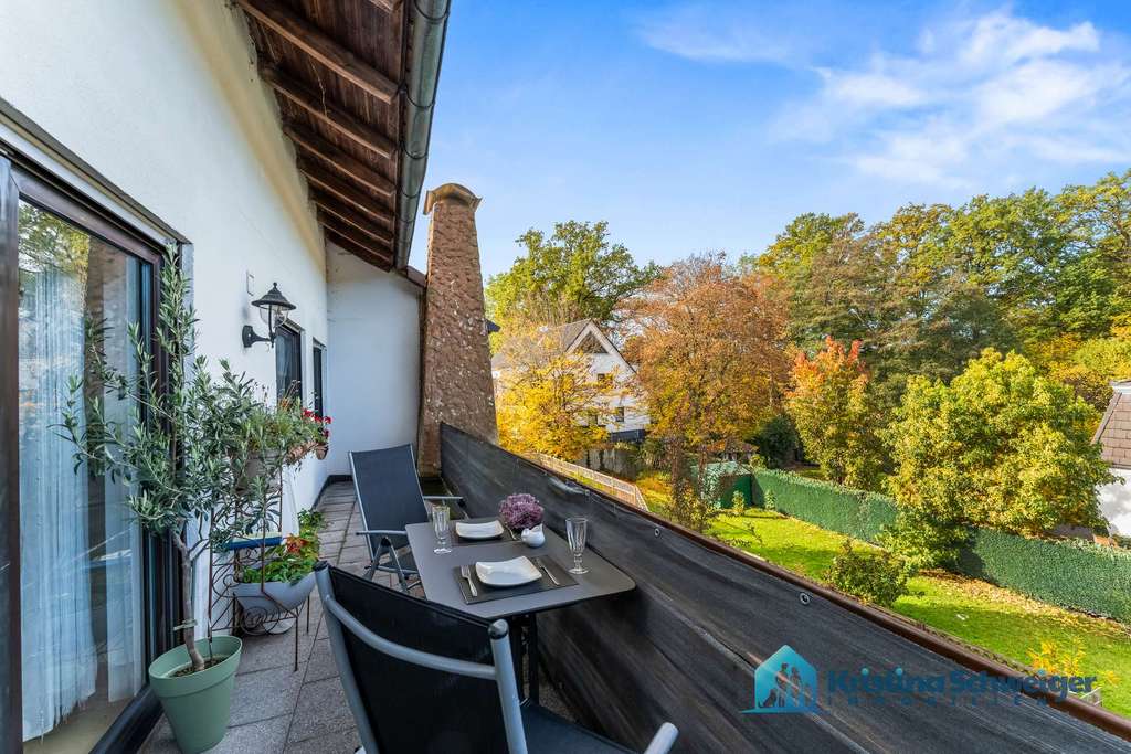 Immobilie in Altdorf bei Nürnberg - Zeitnah bezugsfrei! Stilvoll modernisierte 5-Zimmer-Whg mit Charakter - Bild 0