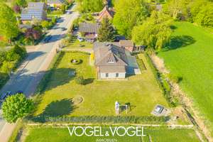Ein Zuhause mit Weitblick – Familienidylle auf großem Grundstück mit viel Potenzial – Die vollständige Adresse der Immobilie erhältst du vom Anbieter., 28790 Schwanewede – Vorschaubild 23