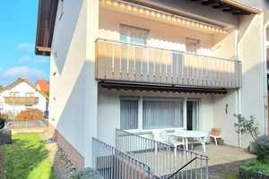 Schönes Reiheneckhaus in gefragter Wohnlage mit Garten, Balkon, Terrasse, Garage u. Stellplatz – Ostalbkreis – Vorschaubild 1
