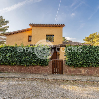 Prächtige freistehende Villa in Prades