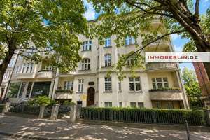 IMMOBERLIN.DE - Wunderbare Altbauwohnung mit Sonnenbalkon & Dachrohling in gefragter Lage