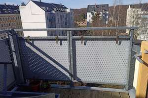 Günstige DG 3-Zi. mit Laminat, Balkon, Wanne und Dusche in sehr guter Lage – Ludwigstraße 39, 9113 Schloßchemnitz, Chemnitz – Vorschaubild 2