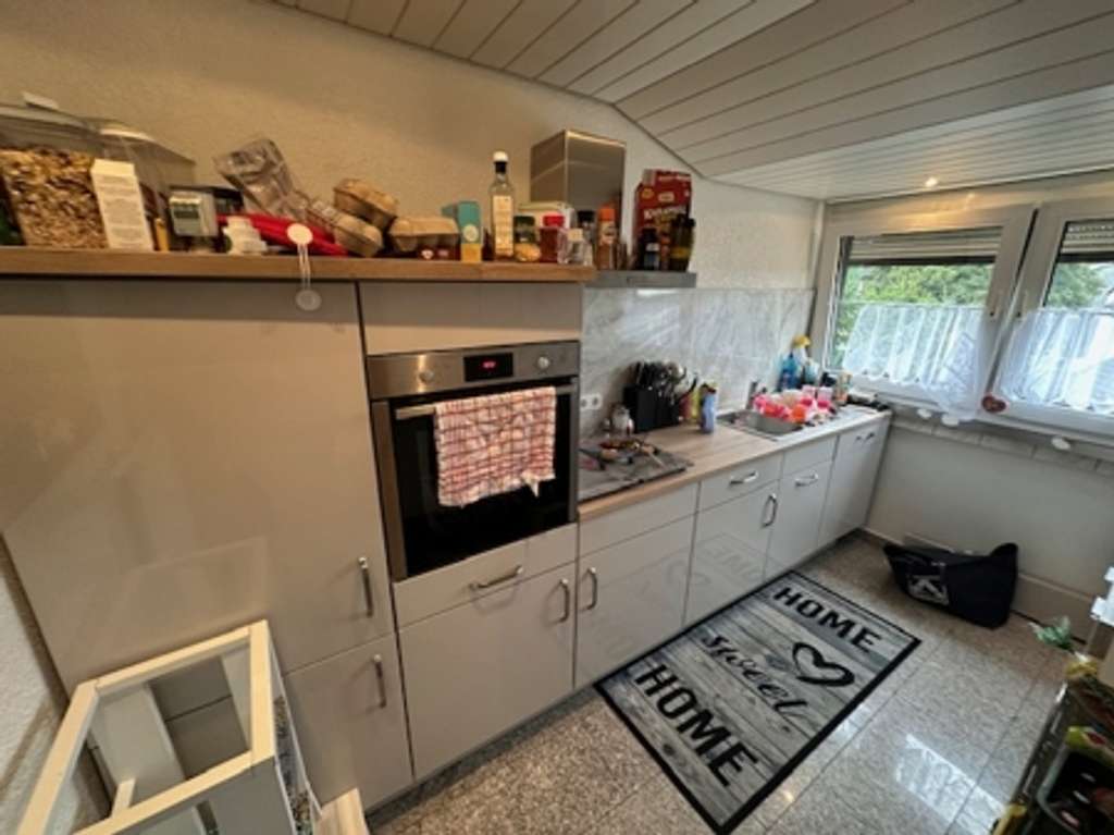 Immobilie in Castrop-Rauxel - Charmante 3-Zimmer-Dachgeschosswohnung in Castrop-Rauxel zu verkaufen - Bild 3