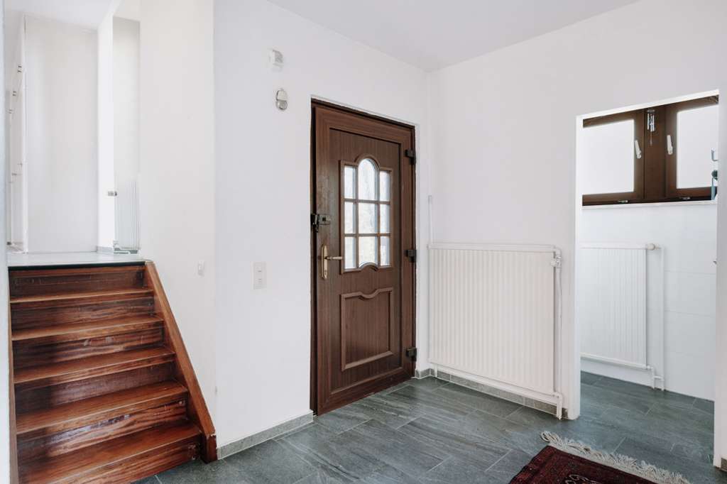 Immobilie in Rullstorf - Großes Grundstück, Feldblick & Kamin – Einfamilienhaus in Scharnebeck - Bild 1