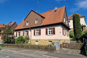 Charmantes Doppelhaus in Lichtenfels