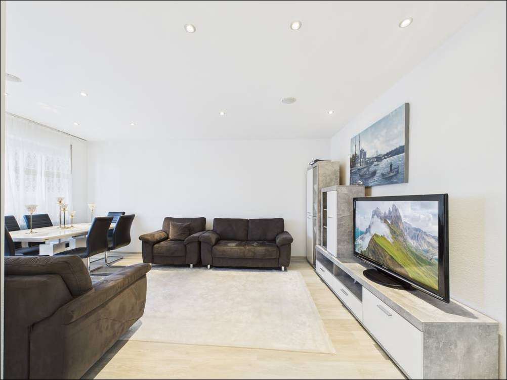 Immobilie in Kahl am Main - Vier Erträge, ein Investment - voll vermietetes Wohn & Geschäftshaus in Kahl - Bild 0