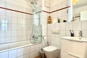 Altbaucharme trifft modernes Wohnen: Maisonette mit hohen Decken, Galerie, Loggia & Stellplatz! – 48159 Uppenberg, Münster – Vorschaubild 17