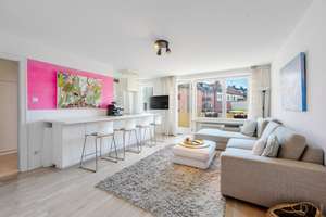 Bezugsfrei & möbliert, exklusive 2-Zimmer mit Balkon in der Maxvorstadt