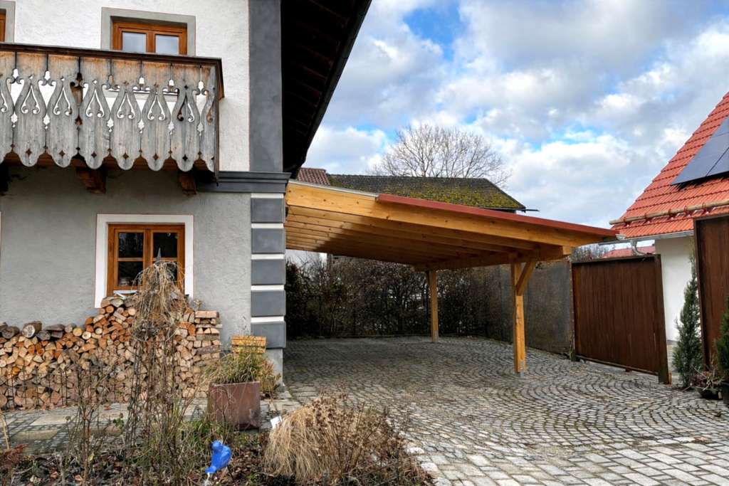 Immobilie in Edling - Saniertes Bauernhaus Baujahr 1868  in ruhiger Ortsrandlage Nähe 83533 Edling/Wasserburg a. Inn - Bild 2