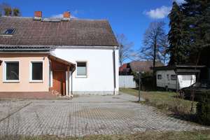 Geschützter Vierseithof mit mehreren Nebengebäuden und weitläufigem Garten – Klosterwalder Dorfstraße 40, 17268 Templin – Vorschaubild 5