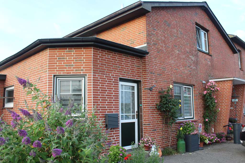 Immobilie in Westerdeichstrich - Nordsee-Charme im Kleinformat – Individuelles Doppelhaus mit zwei Einheiten - Bild 1