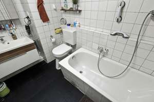 Bezugsfrei:  4-Zimmer Maisonette-Wohnung mit Balkon in Berlin-Tempelhof zu verkaufen – Die vollständige Adresse der Immobilie erhältst du vom Anbieter., 12103 Tempelhof, Berlin – Vorschaubild 5