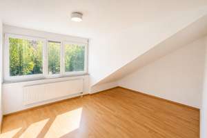 Wohnen über den Dächern Heidelbergs – helle 3-Zimmer-Dachgeschosswohnung mit Balkon – Röntgenstraße 7, 69126 Rohrbach, Heidelberg – Vorschaubild 14