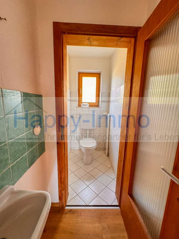 Immobilie in Sauerlach - bezugsfreies 2 Familienhaus mit ausgebauten DG -großes Grundstück Südausrichtung - Bild 0