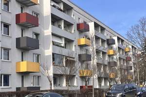 Lust auf Veränderung: günstige 2-Zimmer-Wohnung mit gemütlichem Balkon! – Niederseidewitzer Weg 30, 1257 Leuben (Stadtteil), Dresden – Vorschaubild 1