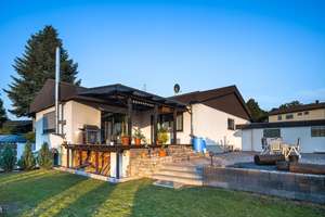 Exklusiver freistehender Bungalow mit Einliegerwohnung, Fernblick, Doppelgarage & großem Garten – Krappelroth 29, 66839 Schmelz – Vorschaubild 30