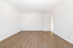 Modern sanierte 4-Zimmer-Wohnung mit Balkon – Kapitalanlage mit solider Vermietung oder Eigennutzer – Die vollständige Adresse der Immobilie erhältst du vom Anbieter., 86154 Oberhausen-Süd, Augsburg – Vorschaubild 9