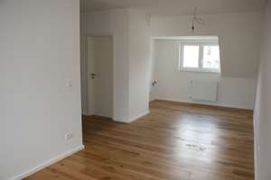 1-Raum-DG-Wohnung in Köln-Ehrenfeld – Simrockstraße 00, 50823 Ehrenfeld (Ortsteil), Köln – Vorschaubild 5