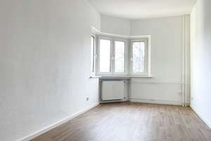 Schöne 2 Raum Wohnung mit Balkon in Dresden Löbtau mieten! – 1159 Löbtau-Nord, Dresden – Vorschaubild 2