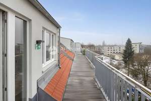 2021 gebaut! 2,5-Zi. DG-Whg: 30qm Wohnraum, Süd-Balkon und EBK! – Trützschlerstr. 12, 12487 Johannisthal, Berlin – Vorschaubild 13
