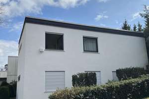 Großzügige Doppelhaushälfte in Pforzheim-Sonnenhof – Die vollständige Adresse der Immobilie erhältst du vom Anbieter., 75180 Sonnenhof, Pforzheim – Vorschaubild 2